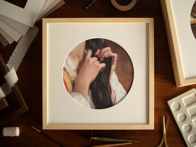 Reprodukcja "Włosy" w passe-partout i drewnianej ramie